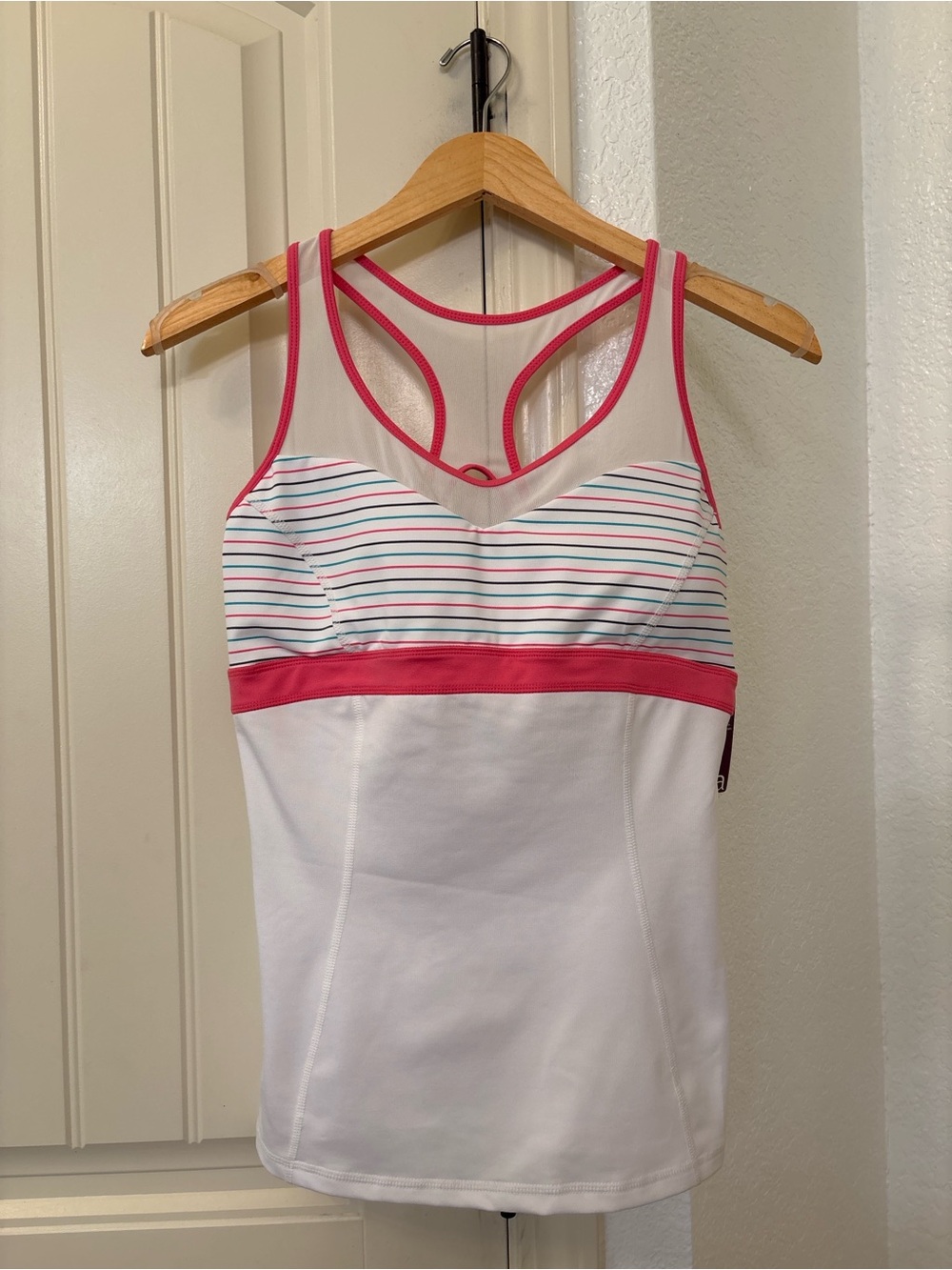 Zella Athletic Tank Top Medium NWT White Pink Striped Built-In Bra Racerback - Picture 1 of 4